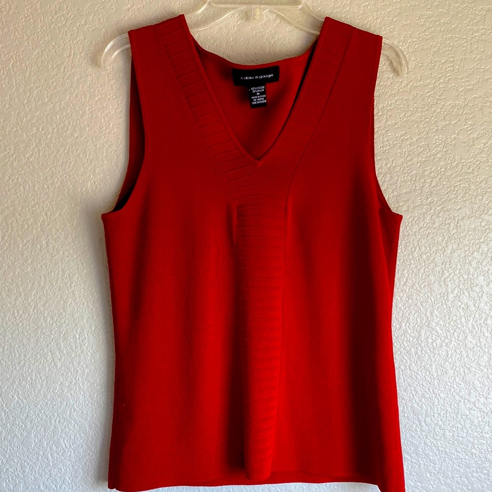 Like new top/ Brick red